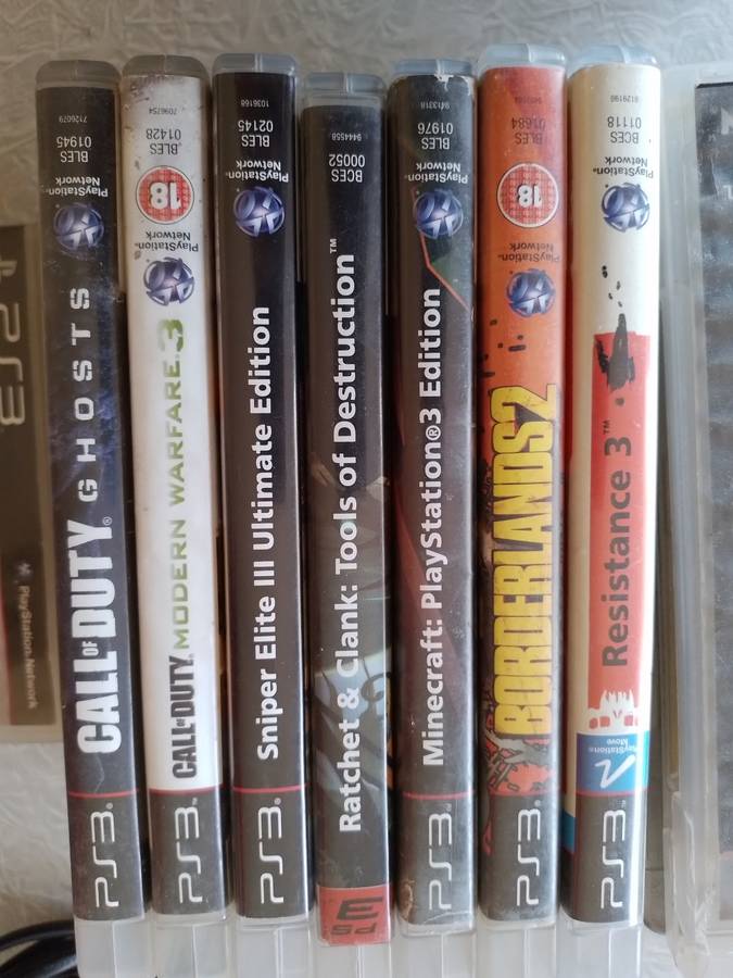 Ps3 Super Slim, remotes, games and Skylanders set