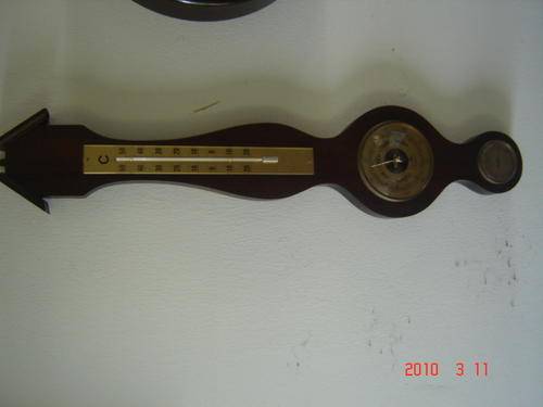 COMBINATION BAROMETER,TEMPAND HUMIDITY