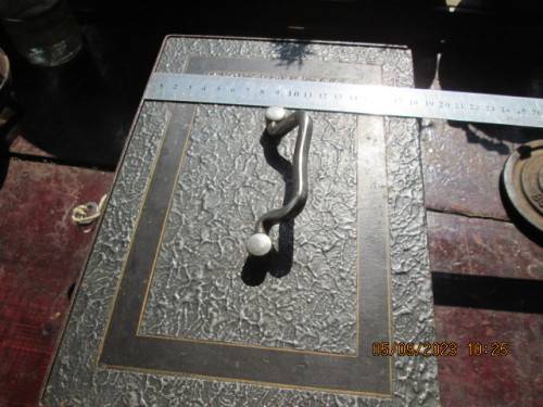 VINTAGE STRONGBOX SOLID