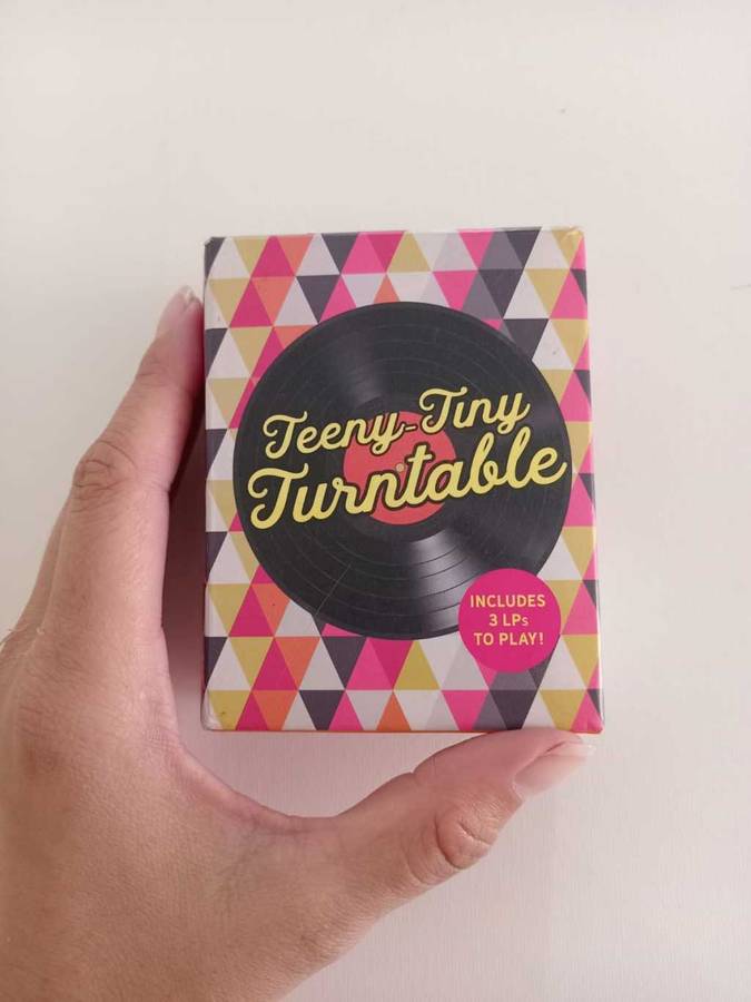 Teeny Tiny Turntable
