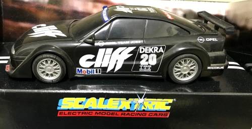 VINTAGE SCALEXTRIC C631 OPEL CALIBRA CLIFF LIVERY - BOXED