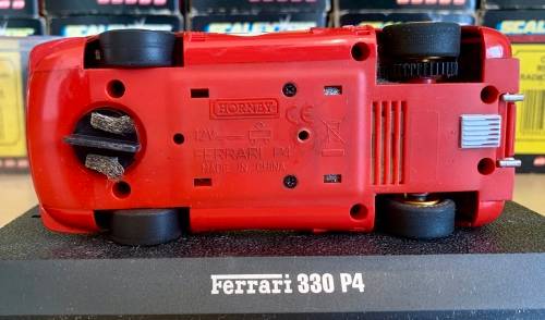SCALEXTRIC FERRARI 330 P4