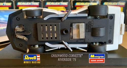 MONOGRAM REVELL GREENWOOD CORVETTE - RIVERSIDE 1975 -