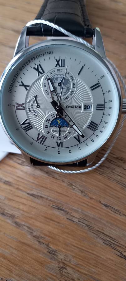 Mens Luxury Wristwatch