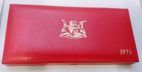 1971 SA Long Proof Set with SILVER 15g One Rand (no gold) - GOLDEN TONED SPRINGBOK!!!