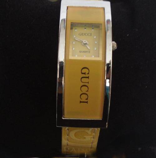 GUCCI WATCH IN A GIFT BOX - IDEAL FOR XMAS GIFTS