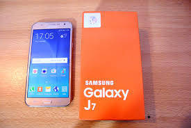Samsung J7