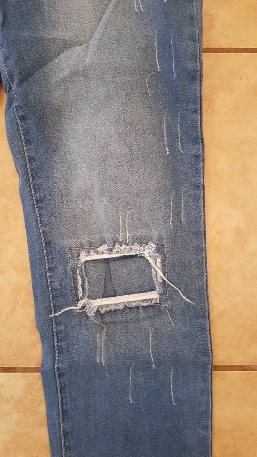 Ladies blue Freyd and patched Jeans ****** SA Size 36, 44 and 50 ******