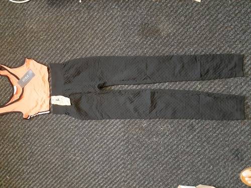 Ladies Gym set. Tights and top for 1 bid