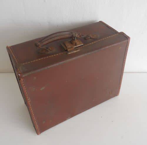 Vintage picnic set in original case