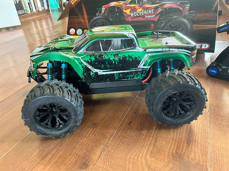 HSP Racing  1/10 4WD Brushless Monster Truck RTR + Extra Battery