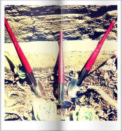 Mini Garden Tool gift set - loved by the gardener - gift packaged. ONLY ONE AVAILABLE