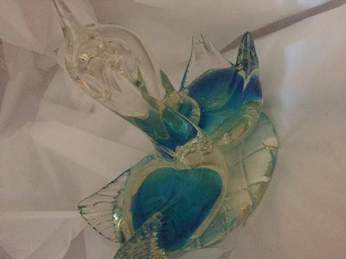 VINTAGE BEAUTIFUL Have not seen another like it MURANO GLASS SWANS!!!