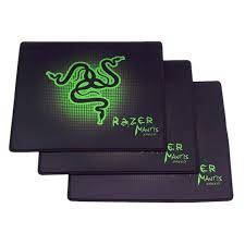 Razer Mantis Gaming Mouse Pad