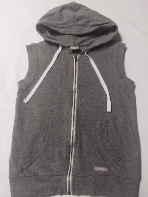 BOYS SLEEVELESS JERSEY WITH HOODIE - AGE 6 YEARS - BOYS - CLOTHING