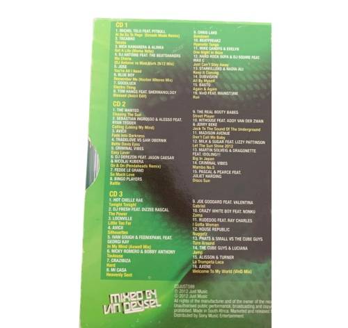 94.7 HITS IN A ROW - MUSIC CD - VOLUME 4 - 3 CDS - COMPACT DISC - THE ULTIMATE SUMMER PARTY ALBUM