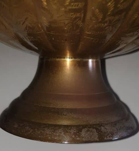Vintage Brass Bowl. Beautiful detail