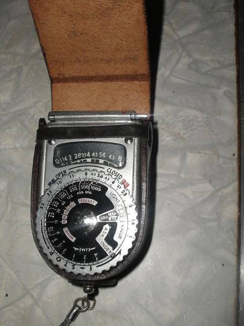 SEKONIC LIGHT METER