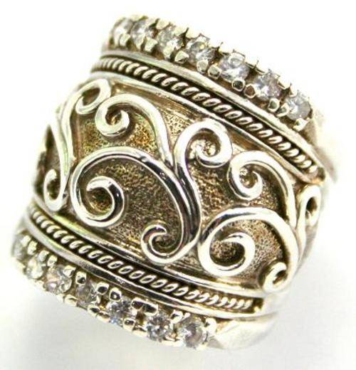 Stunning Designer Cubic Zirconia Sterling Silver Ring (925)