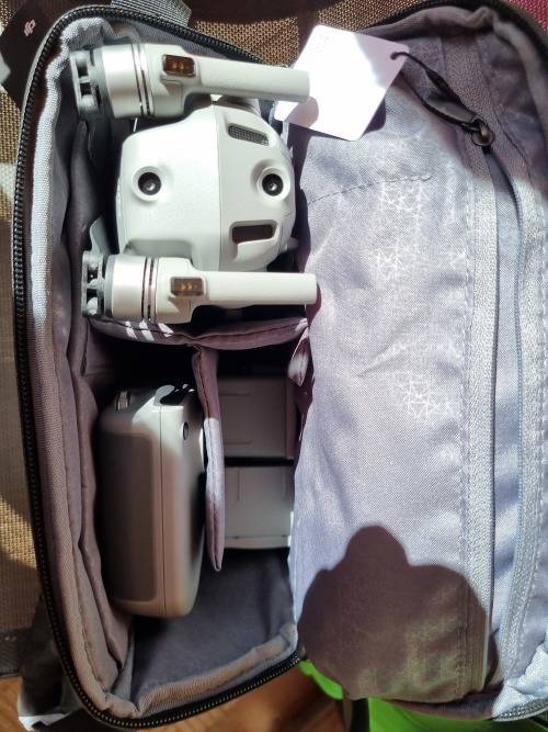 DJI MAVIC AIR 2 FLYMORE COMBO! BRAND NEW CONDITON UNIT HAS 10MINUTE FLIGHT TIME!