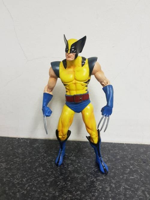 Marvel Select Wolverine (Yellow and Blue Uniform) Loose Figure