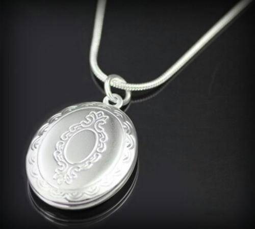 .925 SILVER LADIES LOCKET + 2MM SILVER ROPE CHAIN**In Stock**Last one Left**