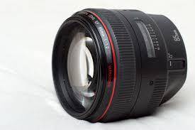 CANON LENS EFS 85MM