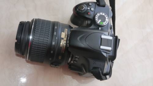NIKON CAMERA D3200 WITH 18-55MM VR LENS IN MINT CONDITION