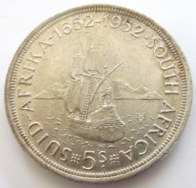 A 1952 SOUTH AFRICAN SILVER FIVE SHILLING