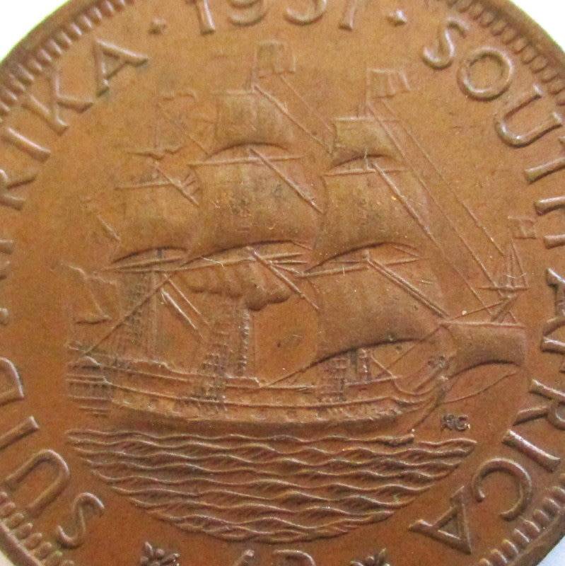 A 1951 SOUTH AFRICAN PENNY