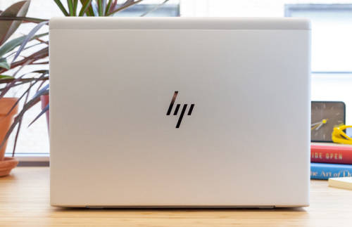 HP ELITEBOOK  830 G5*13.3`*CORE i7-8550U*1.80 GHZ*8 GB RAM*512 GB SSD *WINDOWS 10 PRO 64-BIT OS