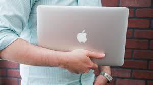 APPLE  MACBOOK AIR*13`*2015 MODEL*CORE i5*1.6 GHZ*128 GB SSD*4 GB DDR3 RAM*MAC OS CATALINA