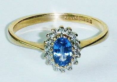 UK HALLMARKED 9CT YELLOW GOLD SAPPHIRE & DIAMOND RING SIZE I (SMALL)
