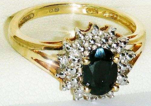 UK HALLMARKED 9CT GOLD SAPPHIRE & DIAMOND RING SIZE M