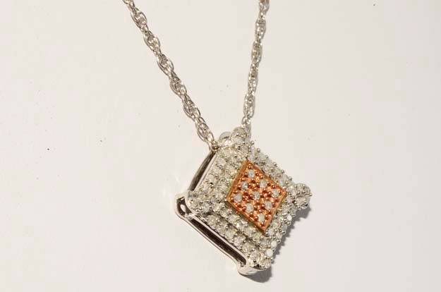 ***IN STOCK!!!***REAL STONES!!!**.40CT NATURAL DIAMOND CLUSTER NECKLACE GORGEOUS