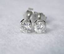14K WHITE GOLD .32 CTW. ROUND BRILLIANT CUT DIAMOND STUD EARRINGS