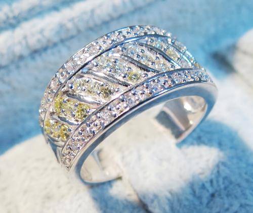 ALLURING CZ STERLING 925 SILVER RING 8