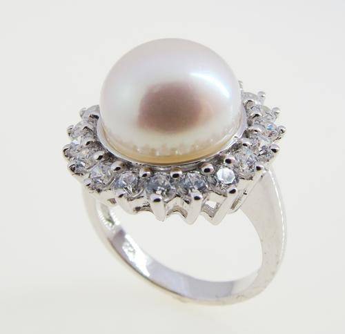 ***IN STOCK!!*** GORGEOUS REAL PEARL SOLID STERLING SILVER STAMPED 925 RING