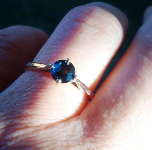 ***IN STOCK!!!***CERTIFIED SAPPHIRE!!!*** 1.14ct Natural Blue Sapphire Dress or Engagement rin