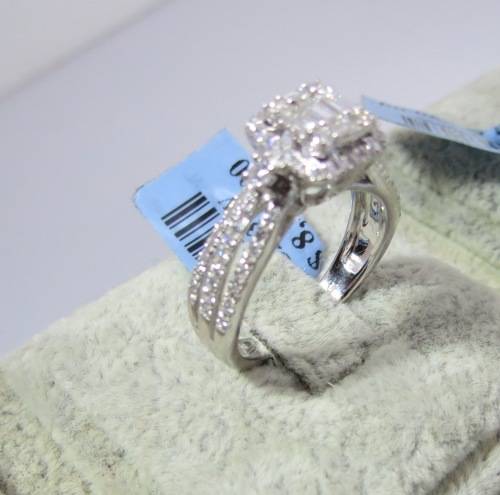 ***IN STOCK***CERTIFIED VALUE R49 300!!!*** 1.26CT DIAMOND BRIDAL ENGAGEMENT WEDDING RING BAGUETTE