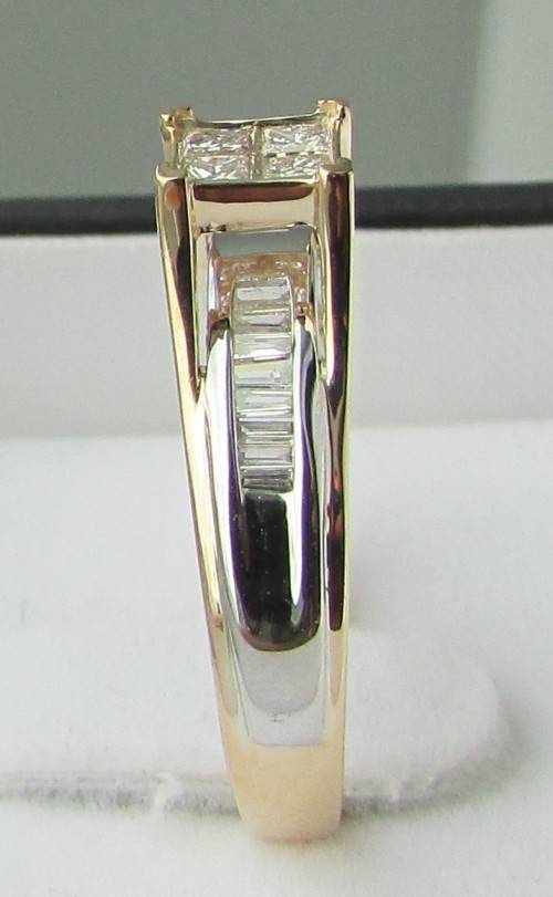 **IN STOCK!!**CERTIFICATE INCLUDED!!WONDERFUL 0.70CT DIAMOND, WHITE AND YELLOW GOLD ENGAGEMENT RING.
