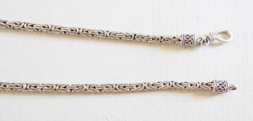 **IN STOCK!!**BEAUTIFUL AND HEAVY SOLID STERLING SILVER 925 FROM BALI NECKLACE