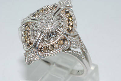 ***R14 200*** .35CT ROUND CUT COGNAC & WHITE DIAMOND RING AMAZING