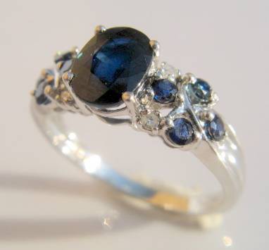 ***R23 550*** 9CT WHT GOLD SAPPHIRE & DIAMOND RING SIZE P