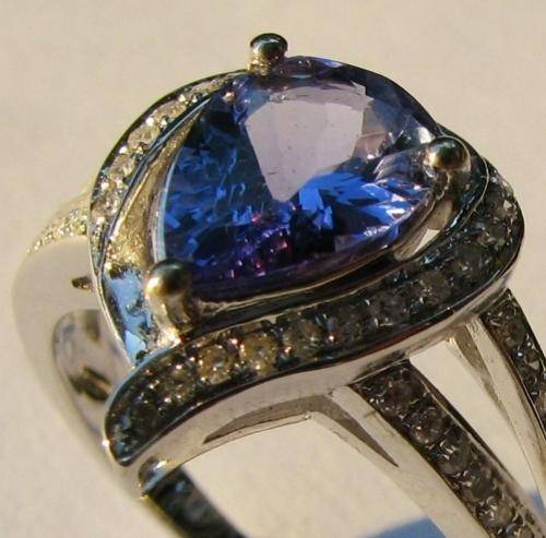 ***R32 000*** 14Kt 1.95ct Gold Diamond and Tanzanite Engagement Ring
