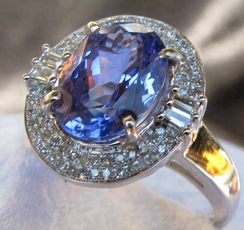 ***R65 900!!!*** 4.10 CT REAL DIAMOND AND TANZANITE SET IN 14CT GOLD