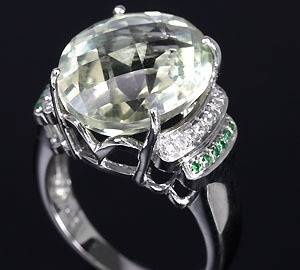 ***IN A DIFFERENT CLASS!!!*** 9.4ctDELUXE REAL GREEN AMETHYST SAPPHIRE GOLD AND SILVER RING
