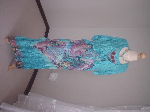 Nr 40 3-piece turquise set of crushed taffeta and chiffon