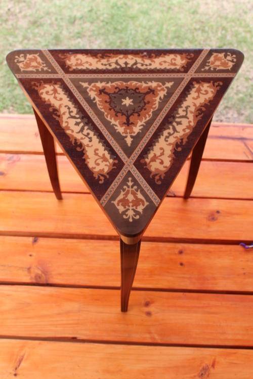 Italian marquetry quality lift top jewelry music box Di Capri Carillon Svizzero