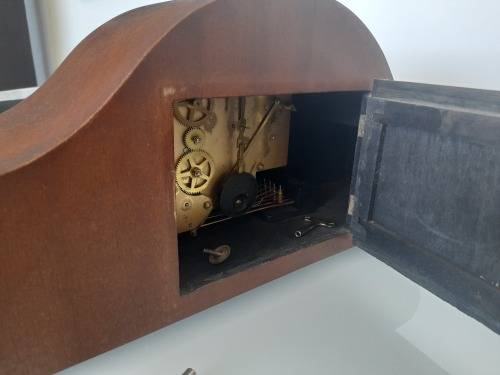 Top hat clock. not working